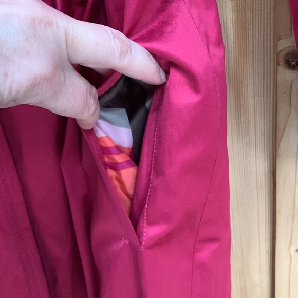 DKNY Hot 💕 Pink Magenta Barbiecore Trench Coat Jacket Watercolor Print Lined 💕 - Picture 8 of 16